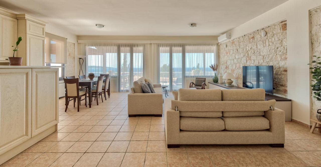 ארגאסי Ananta Blue Residence מראה חיצוני תמונה